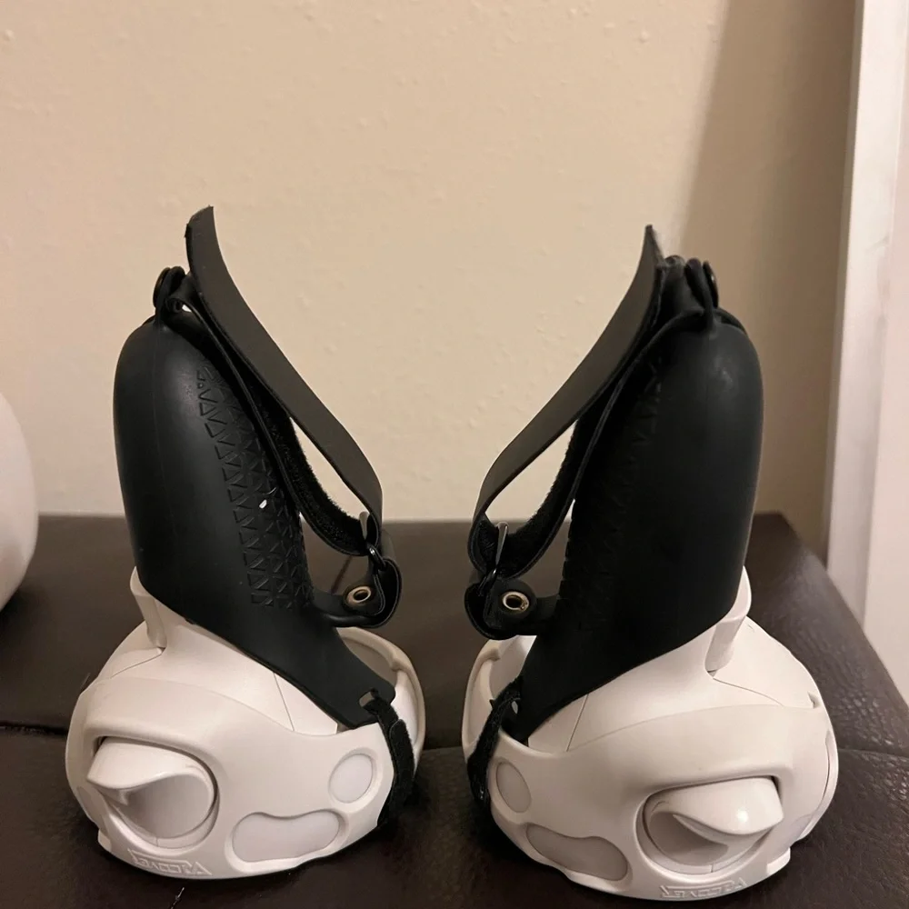 Oculus Quest 2 (64 gb)
